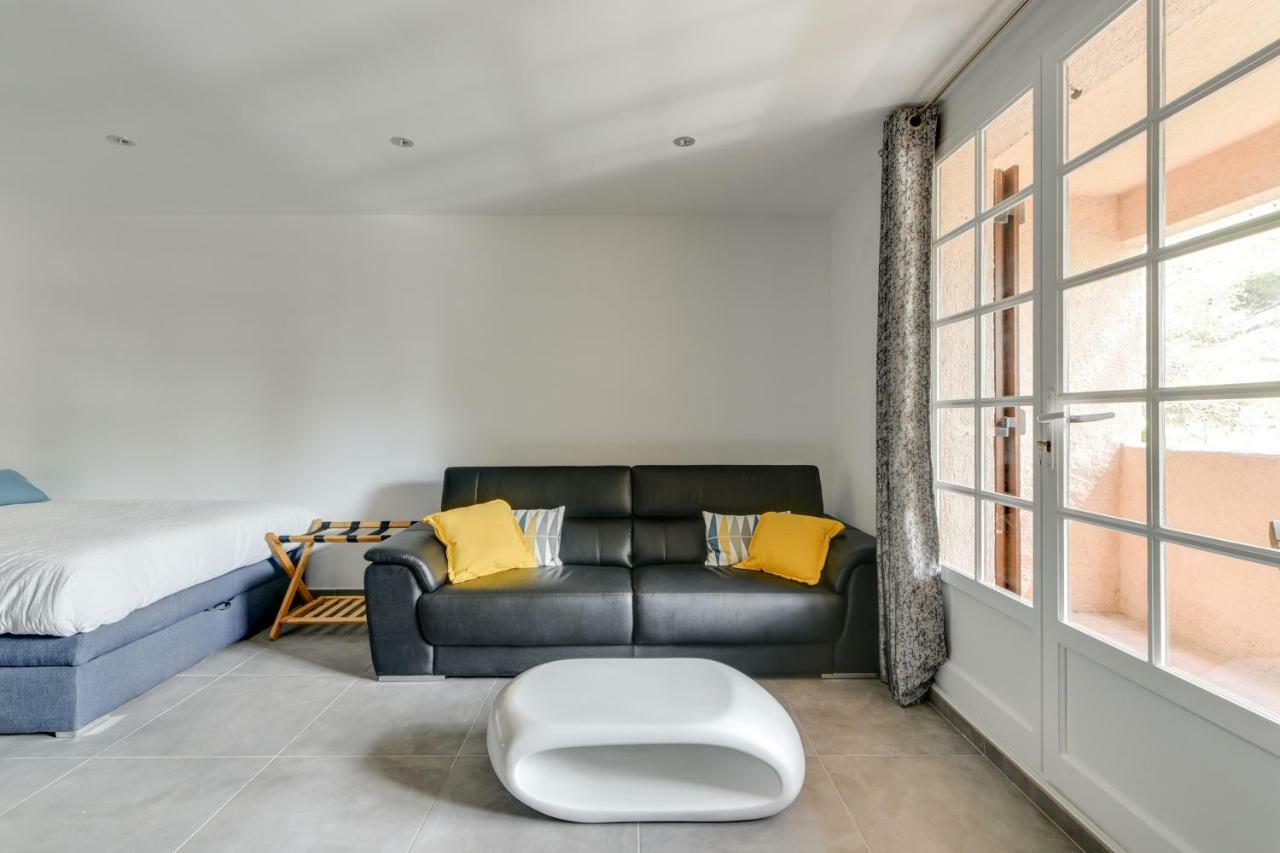 Le Hameau Des Pins Apartment แซ็งต์-ราฟาเอล ภายนอก รูปภาพ